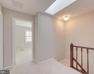 10332 Mockingbird Pond Court - Photo Thumbnail 15
