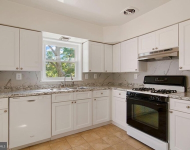 6807 Dean Drive - Photo Thumbnail 9