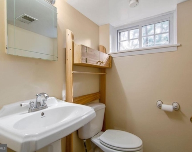 6807 Dean Drive - Photo Thumbnail 30