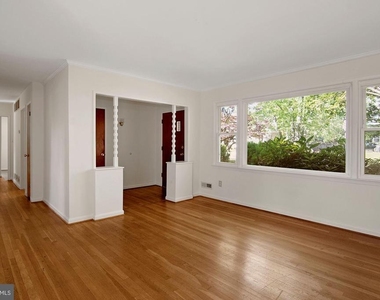6807 Dean Drive - Photo Thumbnail 3