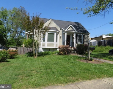 4006 Woodland Drive - Photo Thumbnail 1