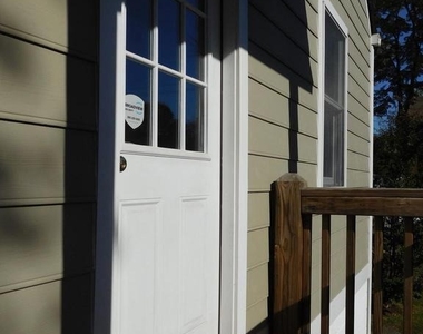 4006 Woodland Drive - Photo Thumbnail 42