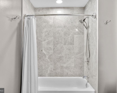 5108 Donovan Drive - Photo Thumbnail 37