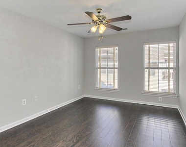 5108 Donovan Drive - Photo Thumbnail 35