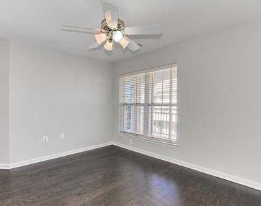 5108 Donovan Drive - Photo Thumbnail 24