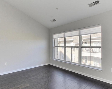 5108 Donovan Drive - Photo Thumbnail 20