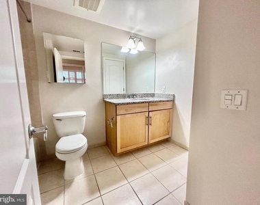 525 N Fayette Street - Photo Thumbnail 11
