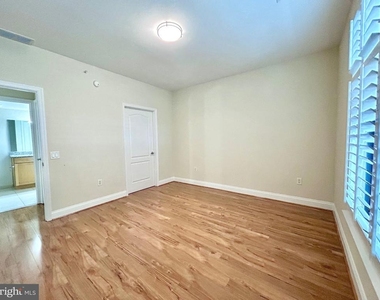 525 N Fayette Street - Photo Thumbnail 8