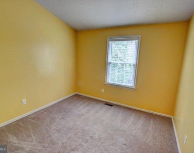 4 Fendall Avenue - Photo Thumbnail 15