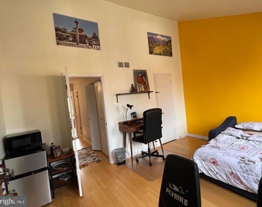 2610 Parrish Street - Photo Thumbnail 8