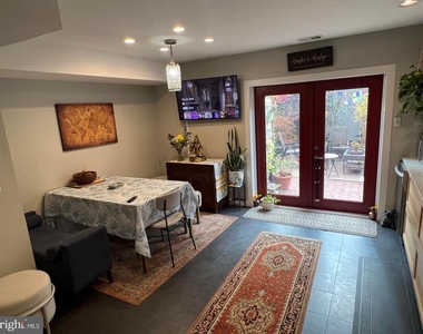2610 Parrish Street - Photo Thumbnail 4