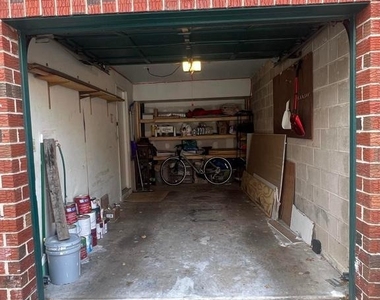 2610 Parrish Street - Photo Thumbnail 5