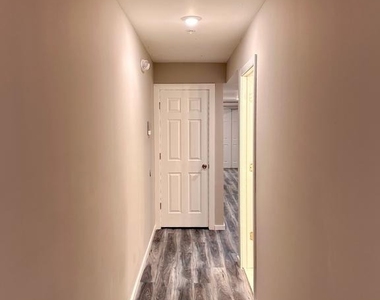 1225 W Dauphin Street - Photo Thumbnail 29