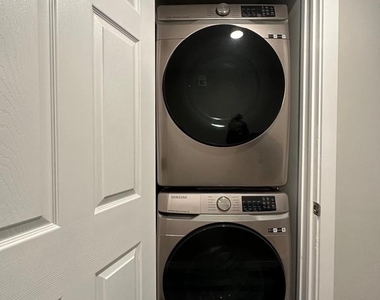 1225 W Dauphin Street - Photo Thumbnail 17