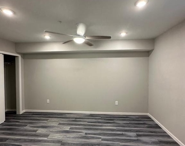 1225 W Dauphin Street - Photo Thumbnail 25