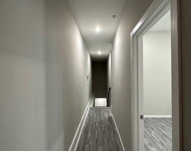1225 W Dauphin Street - Photo Thumbnail 1