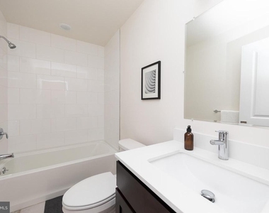 962 N 8th Street - Photo Thumbnail 13