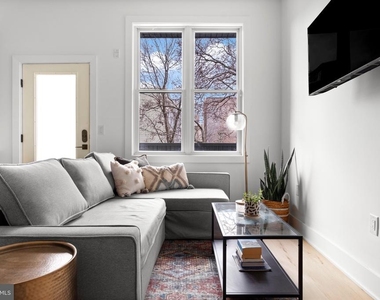 1221 N 4th Street - Photo Thumbnail 4