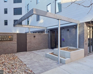 2000 Dreer Street - Photo Thumbnail 37