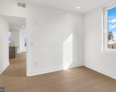 2000 Dreer Street - Photo Thumbnail 18