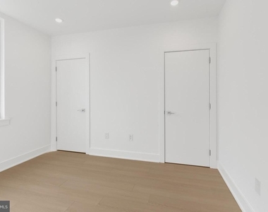 2000 Dreer Street - Photo Thumbnail 15