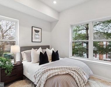 1330 S Patton Street - Photo Thumbnail 10