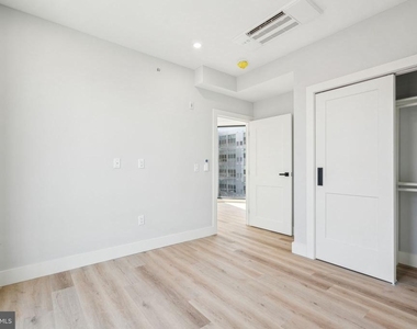 3748-9 Lancaster Avenue - Photo Thumbnail 18