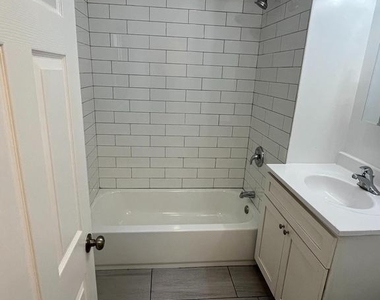 2823 Amber Street - Photo Thumbnail 8