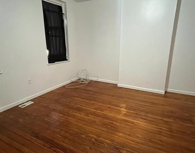 2823 Amber Street - Photo Thumbnail 10