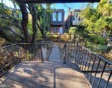 4554 N Smedley Street - Photo Thumbnail 32