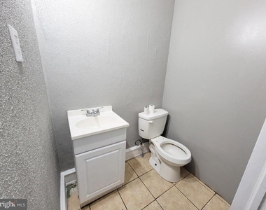 4554 N Smedley Street - Photo Thumbnail 12