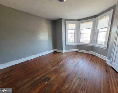 4554 N Smedley Street - Photo Thumbnail 16