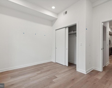 1704 Frankford Avenue - Photo Thumbnail 8