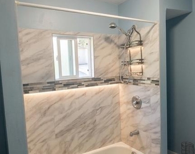 2925 N Marshall Street - Photo Thumbnail 10