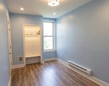 2925 N Marshall Street - Photo Thumbnail 12