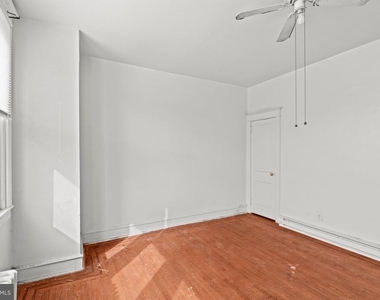 4935 Old York Road - Photo Thumbnail 4