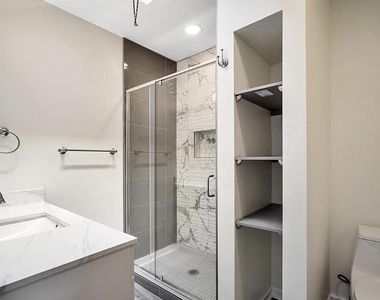 6518 Belmar Street - Photo Thumbnail 4