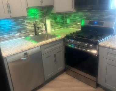 2401 Pennsylvania Avenue - Photo Thumbnail 11