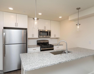 1500 N Randolph Street - Photo Thumbnail 3