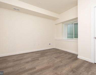 1500 N Randolph Street - Photo Thumbnail 9