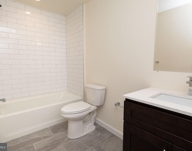 1500 N Randolph Street - Photo Thumbnail 11