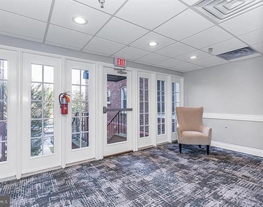 104 Woodside Road - Photo Thumbnail 4