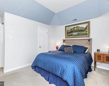 104 Woodside Road - Photo Thumbnail 14