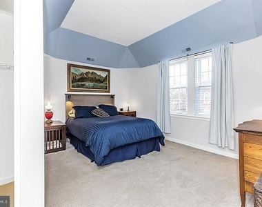 104 Woodside Road - Photo Thumbnail 13