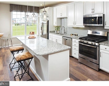 17 Nottingham Lane - Photo Thumbnail 4