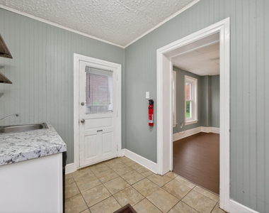 24 E 5th Street - Photo Thumbnail 11