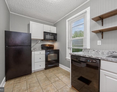 24 E 5th Street - Photo Thumbnail 10