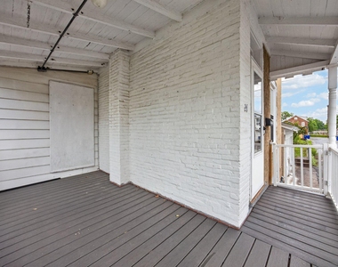 24 E 5th Street - Photo Thumbnail 1