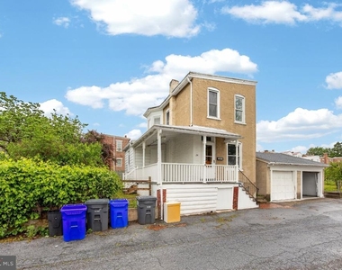 24 E 5th Street - Photo Thumbnail 25