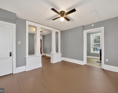 24 E 5th Street - Photo Thumbnail 7